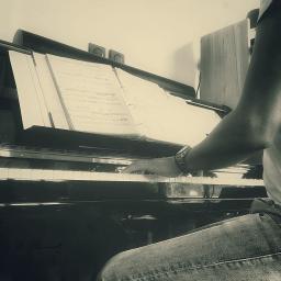 4 mots sur un piano - by franck_freeplay