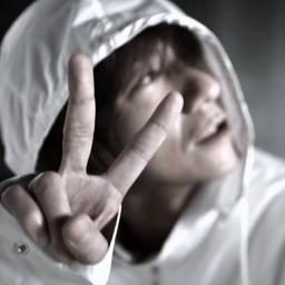 WINNER Song Lyrics and Music by 吉井和哉 arranged by ponsuke3 on Smule