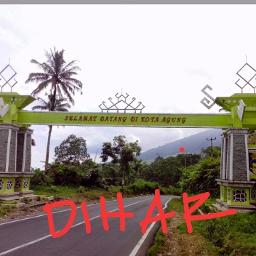 Hanyuk lamunan Lagu lampung - Song Lyrics and Music by Yopi adam arranged by Dihar_barfie on Smule Social Singing app